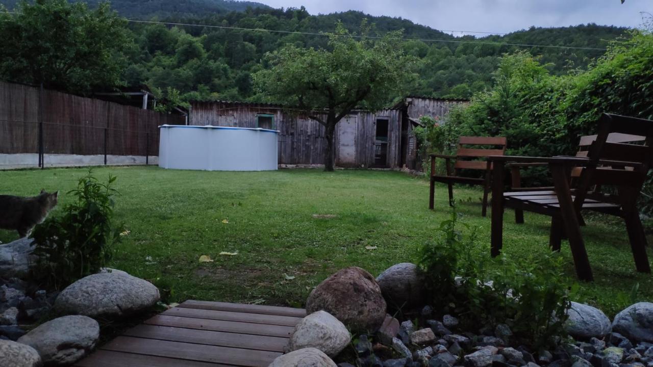 Vila Grauges Ripoll Kültér fotó